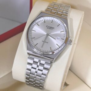 Casio MTP blanc